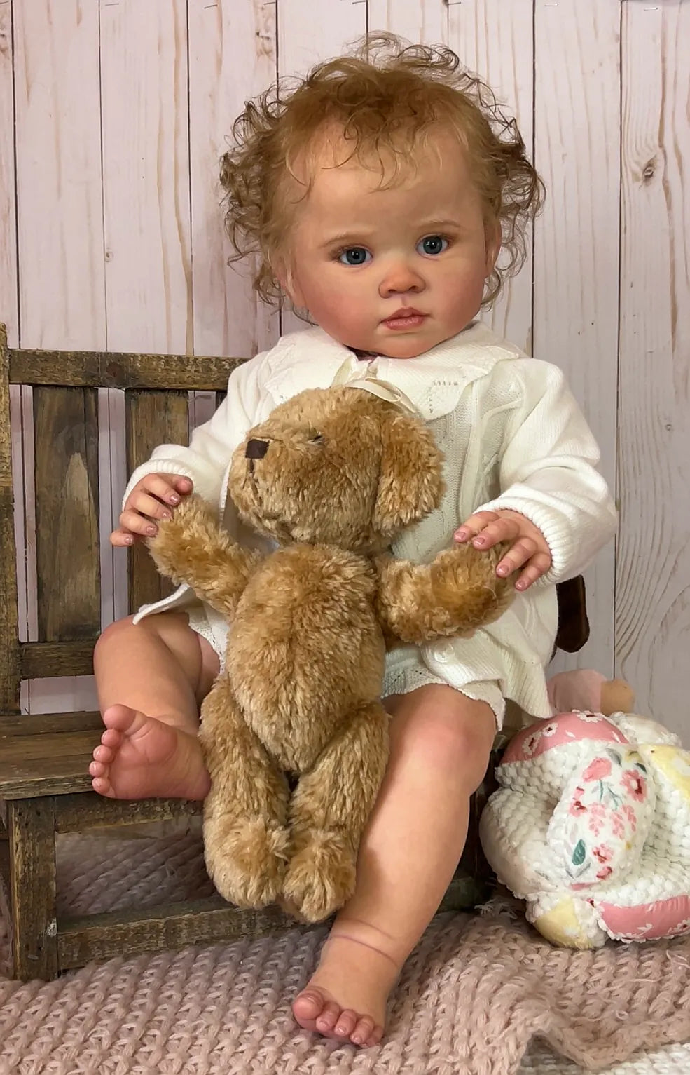 Muñeca Reborn Realista Laura Niña, 64cm / 4.400 kg