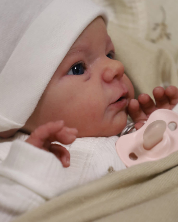 Muñeca Reborn Luna Niña 56cm / 3.200 kg