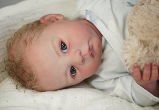 Muñeco Reborn Realista Carlos Niño |  58 cm | 3.300 kg